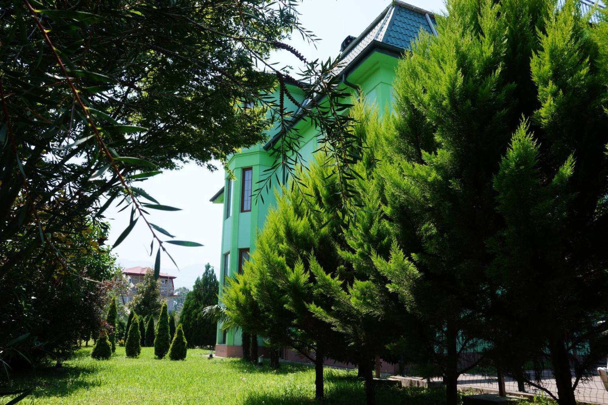Villa Qero Batumi Luaran gambar