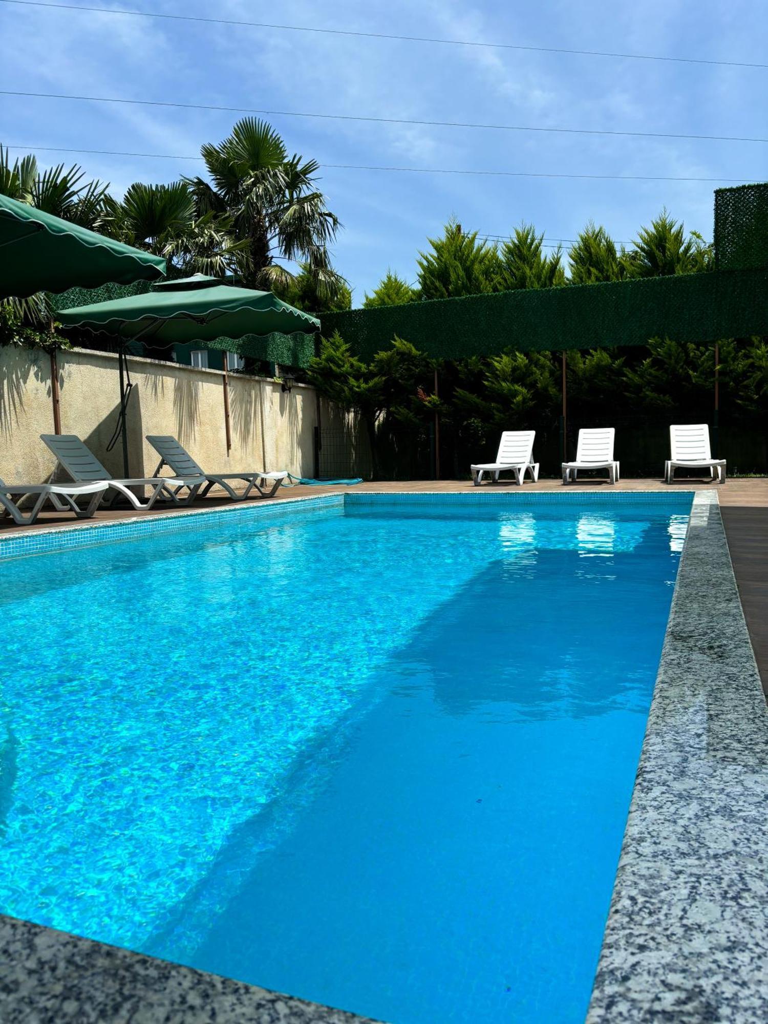 Villa Qero Batumi Luaran gambar