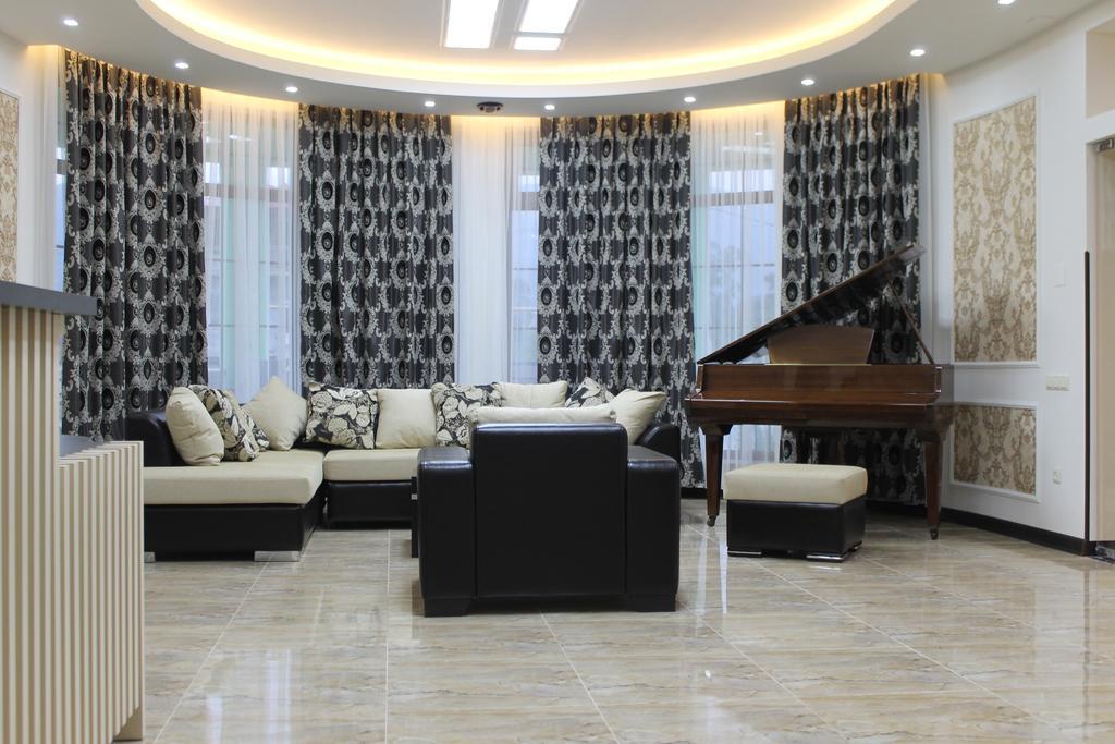 Villa Qero Batumi Luaran gambar