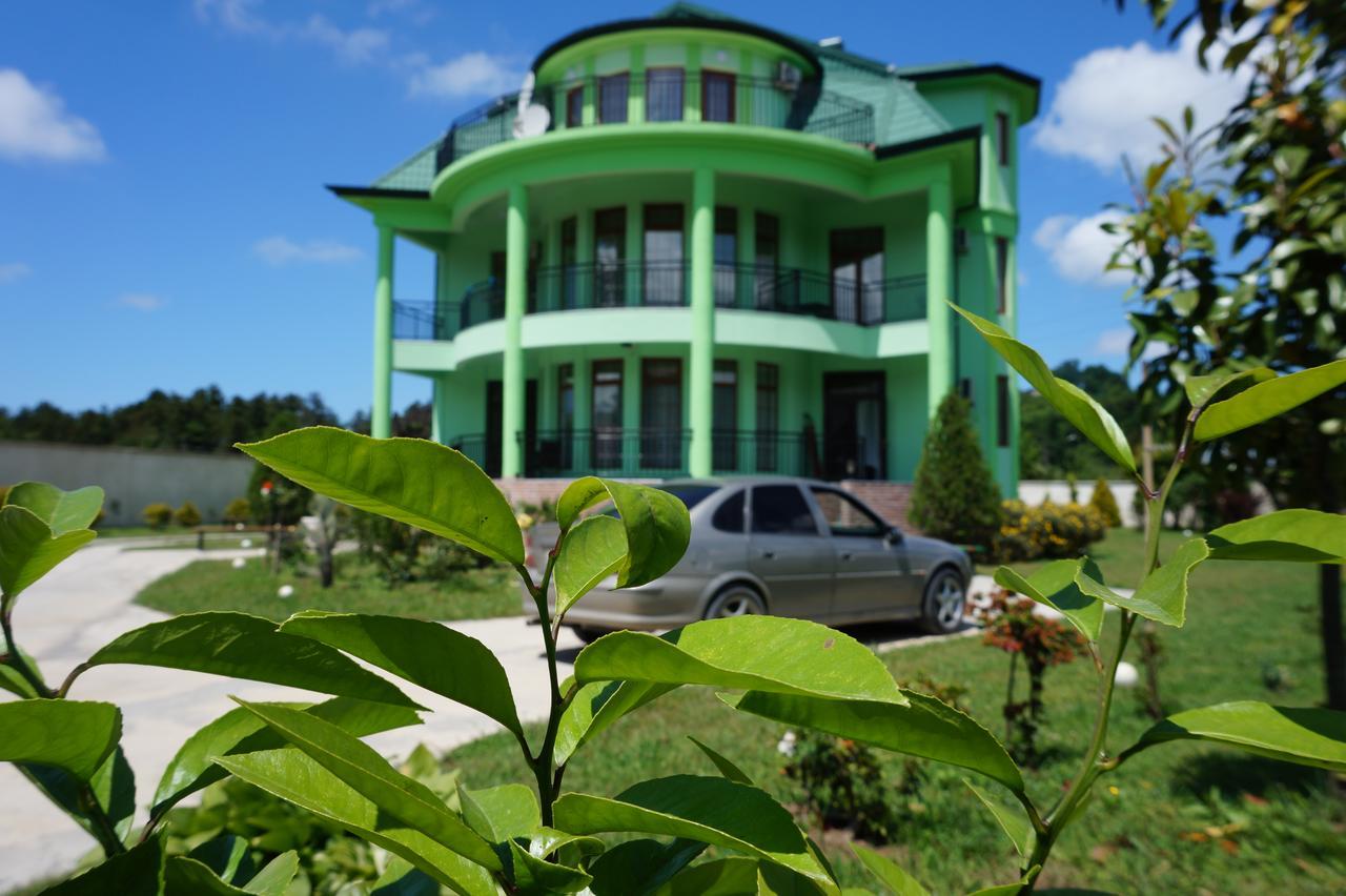 Villa Qero Batumi Luaran gambar