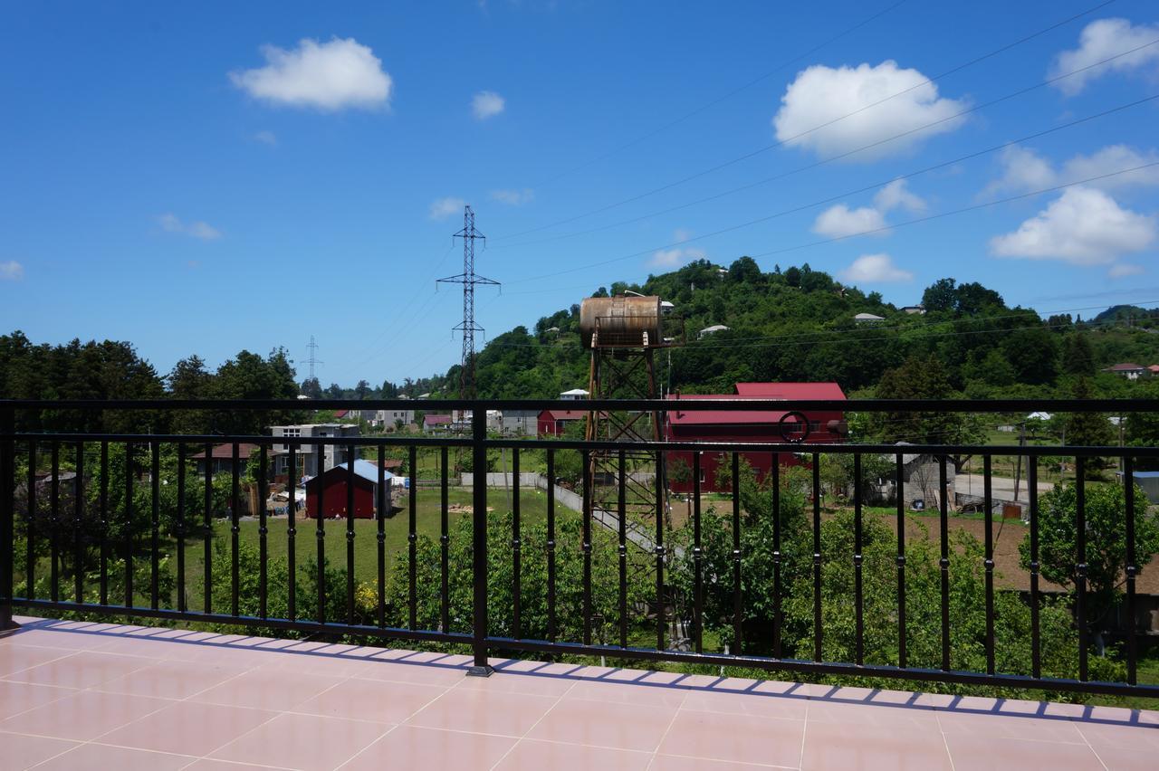 Villa Qero Batumi Luaran gambar